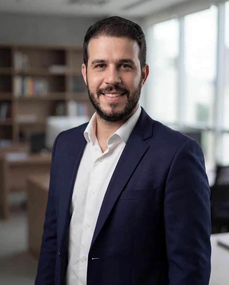 Mickail Vianei - Consultor Estratégico de Capital